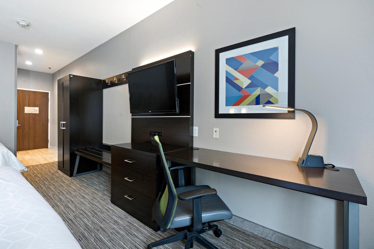 Holiday Inn Express Hotel & Suites Kilgore North By Ihg Exterior photo