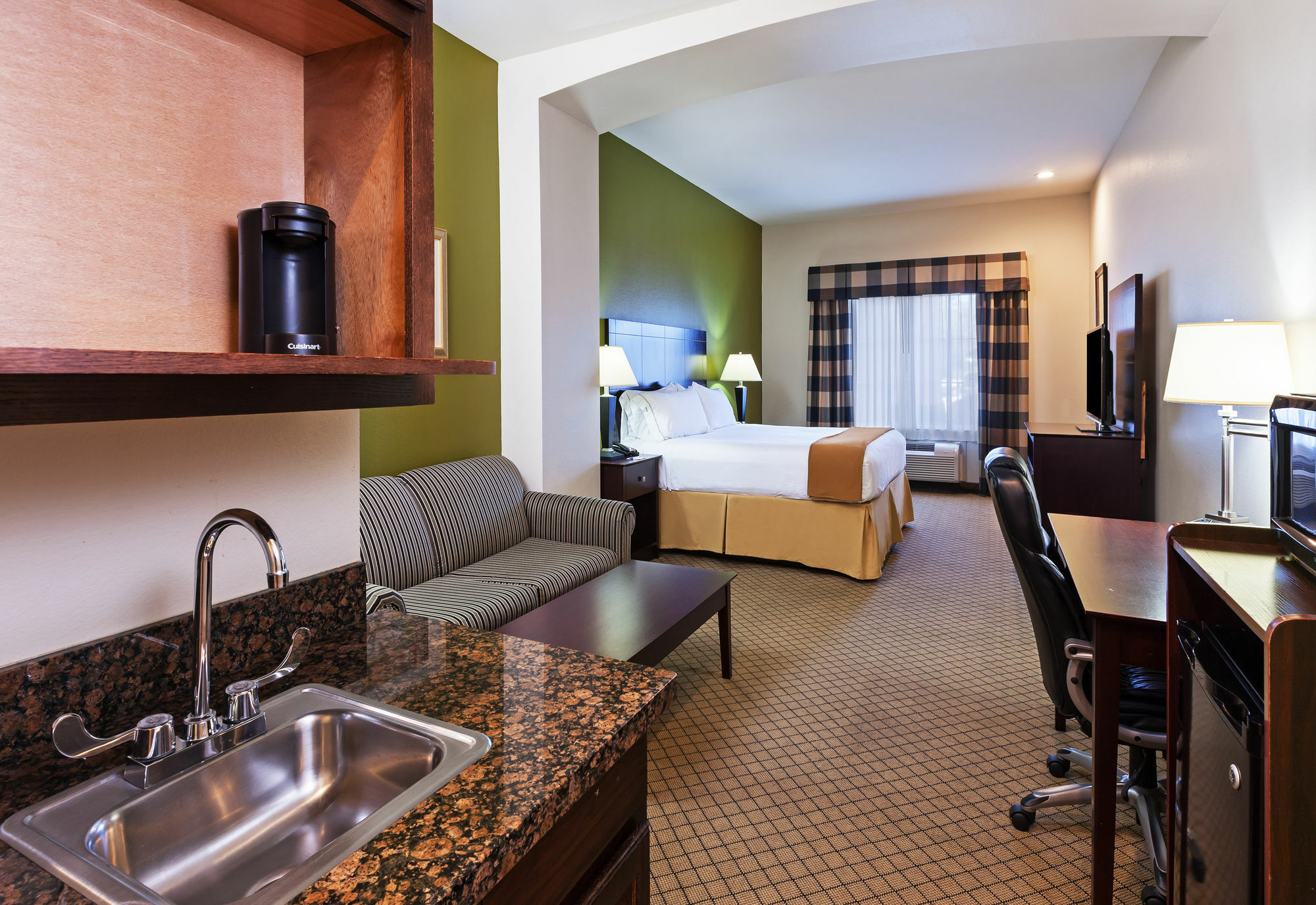 Holiday Inn Express Hotel & Suites Kilgore North By Ihg Exterior photo